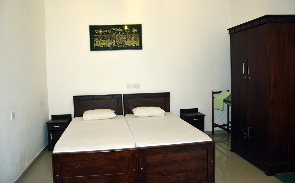 Serenity Lake Resort Yala Tissamaharama Extérieur photo